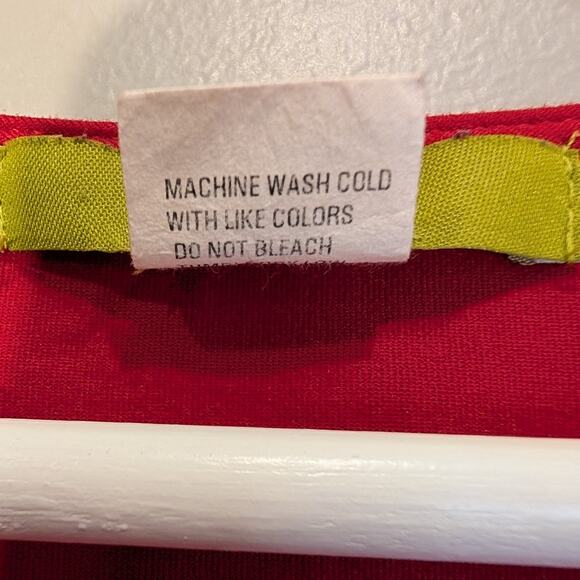 Acorn Tank Top Womens Red V-neck Tank Stretch Lined Made in America - Size S - Picture 5 of 7